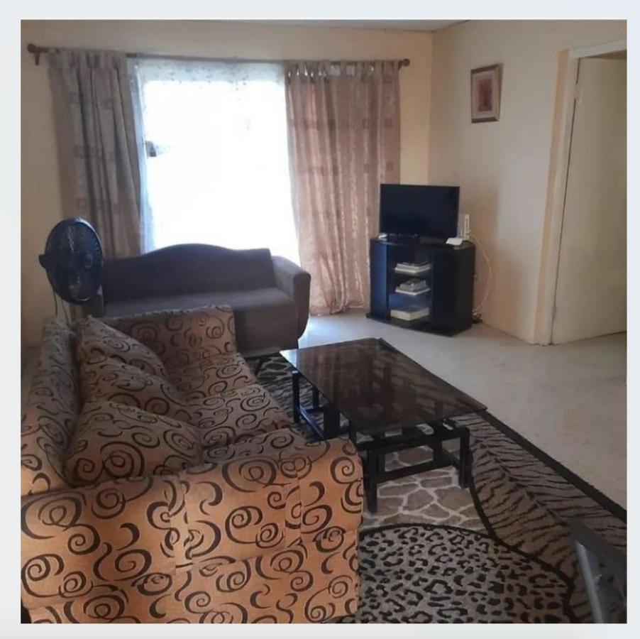 Appartamento Chelsea Manor Kingston Esterno foto